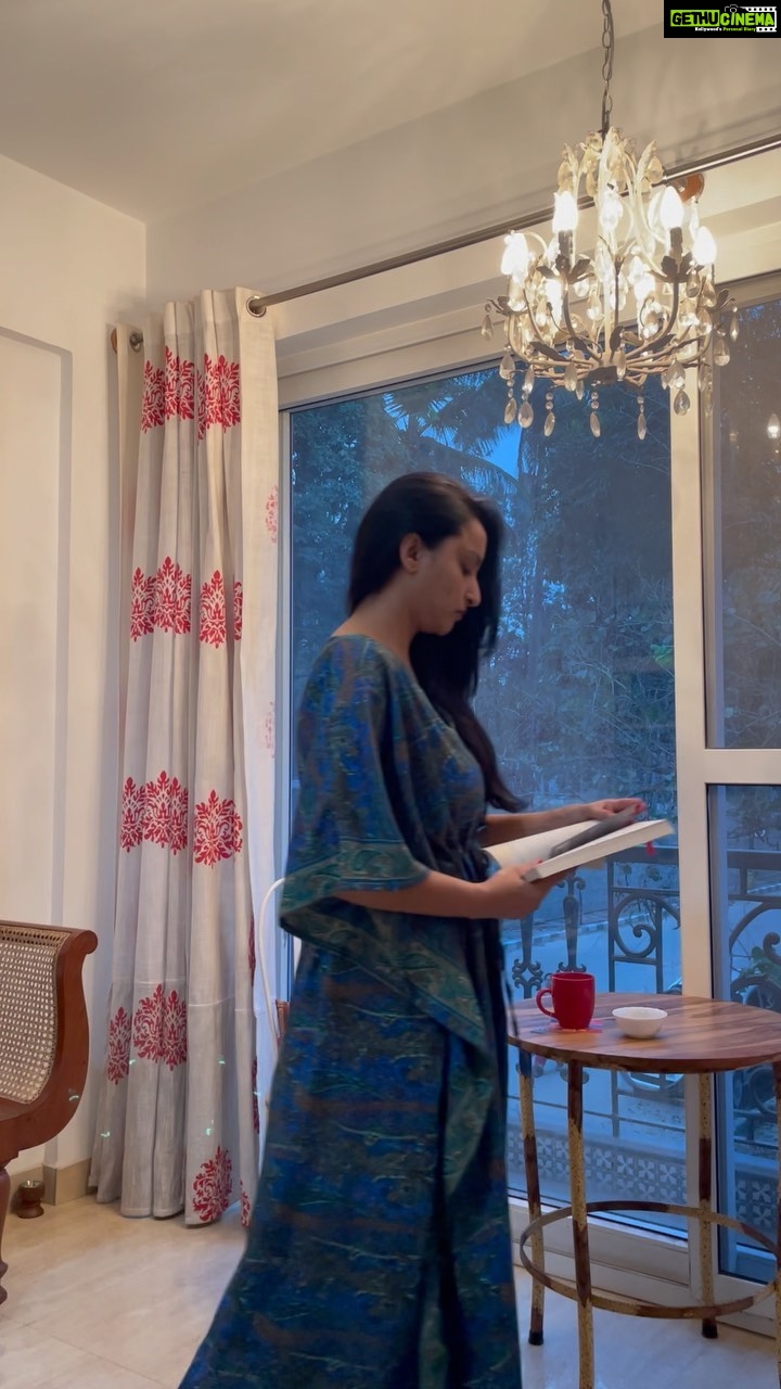 Meghana Gaonkar Instagram - Home lounging is a therapy of its kind. 🧘🏻♀️