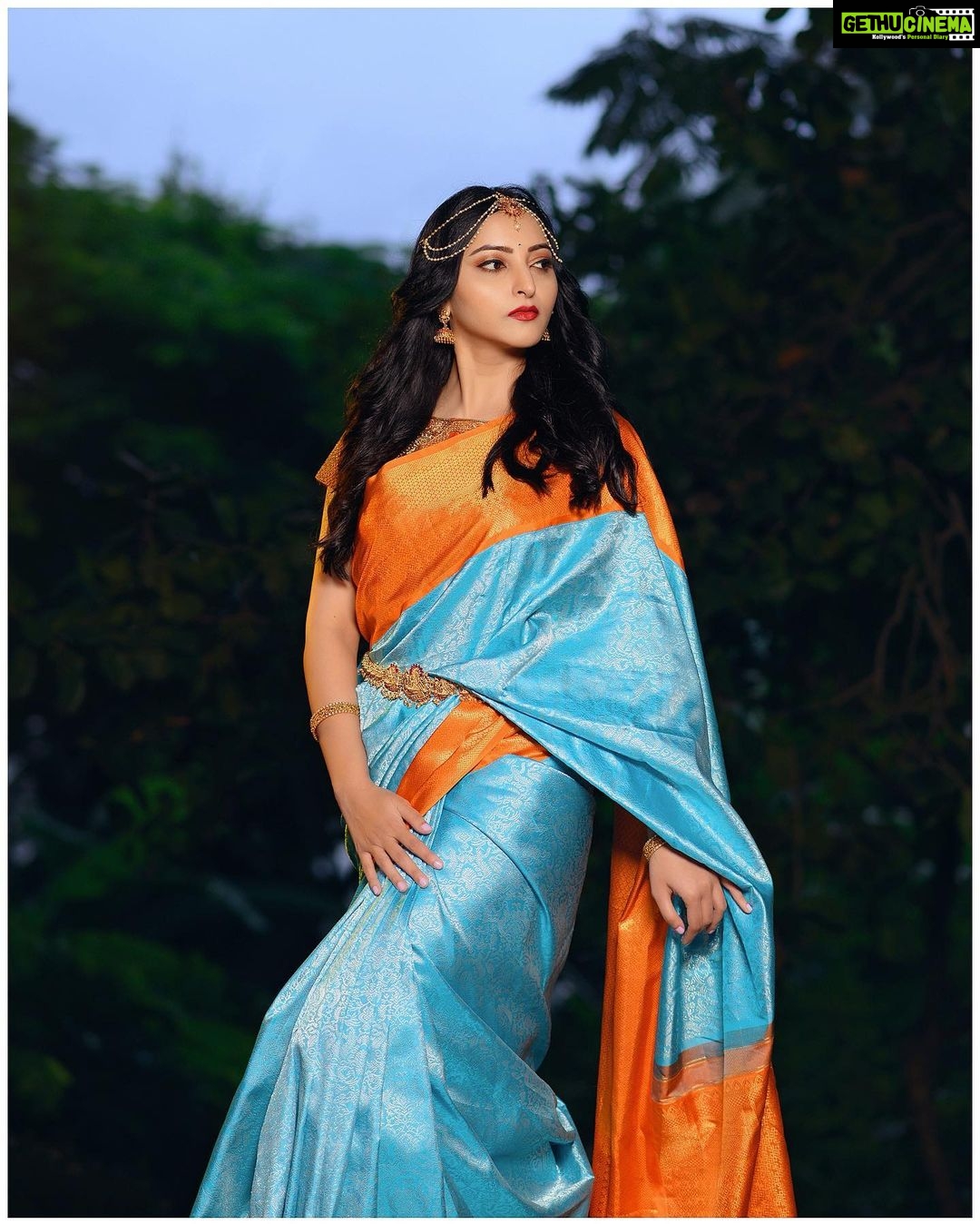 Meghana Gaonkar Instagram - Credits for this look amaze: Photography: @arunkummar_portraits Make up artist: @ranjith_makeover Hairstylist: @ashavyomraj Saree draper: @dr.durga_worldrecordholder