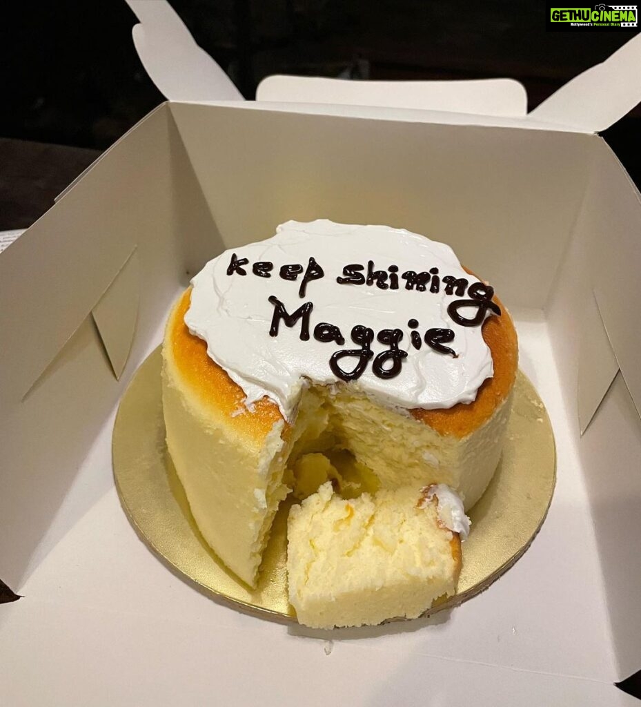 Meghana Gaonkar Instagram - Would you believe it if I told you that someone ate this entire cake all by herself🤭? That someone: 🙋🏻‍♀️Me! ~ Loved every bite of this amazing cake. @sipupuyi #JapaneseCheeseCake