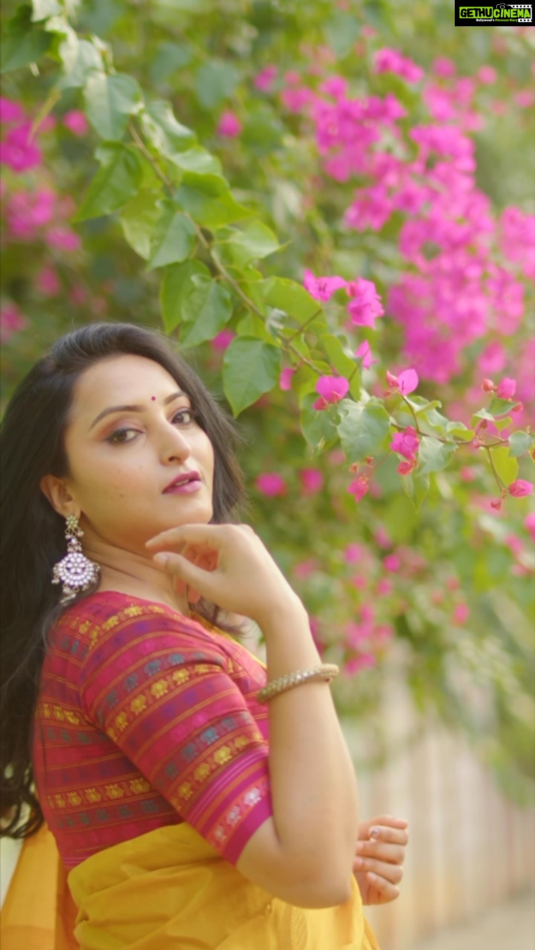 Meghana Gaonkar Instagram - It was wonderful working with @nerige.story @poojanadig @shashanksivapurapu & their entire team. Here I am, draped in their exquisite chettinad silk cotton saree, Yamini! π Absolutely loved their collection of sarees. Bought a few even. Looking forward to creating more such aesthetics with you soon again.