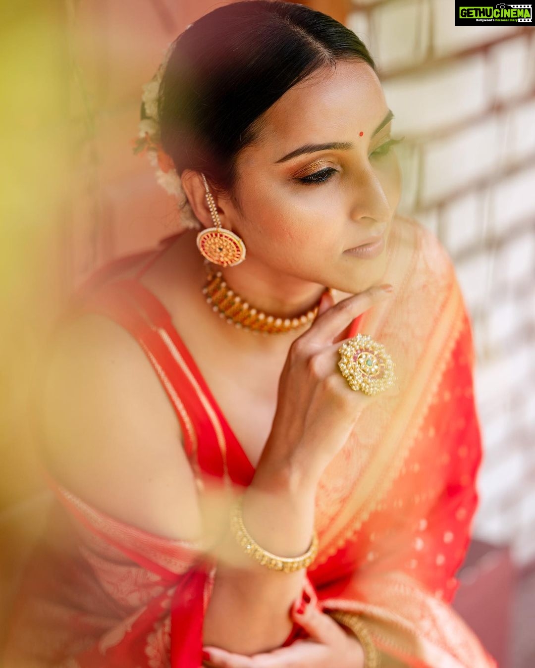 Meghana Gaonkar Instagram - Last of this series!!! 🤌 ~ Curated by @sankalpa_angadi Photography: @framesbyvikaskakolu Styling: @sahanastylediary Make up & Hair: @makeovers_sudhanatesh
