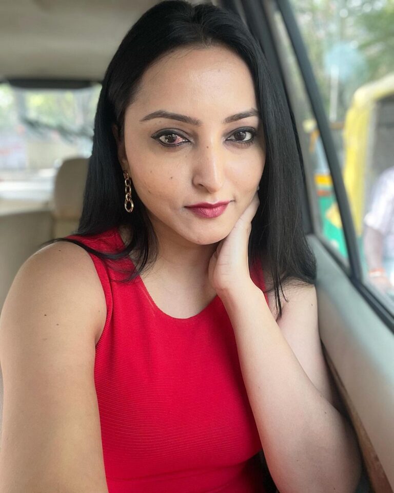 Meghana Gaonkar Instagram - For those of you who messaged asking how I am..♥️ I’m getting better, will be super fine soon. I value your love, your sweet concern. So nice you all are ya!