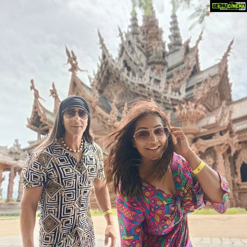 Meghna Naidu Instagram - Magical is the word for this place !!! #sanctuaryoftruth #pattaya #thailandtravel #thailand Sanctuary of the Truth, Pathaya