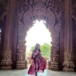 Meghna Naidu Instagram - Magical is the word for this place !!! #sanctuaryoftruth #pattaya #thailandtravel #thailand Sanctuary of the Truth, Pathaya
