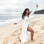 Meghna Naidu Instagram – Dancing to the Sound Of Waves is probably the happiest feeling in the world…!!! 
Try it if you haven’t already done so…

#lifeonthebeach
#happinessisachoice 
#lifelessons 
#meghnanaidu 
#loveislove