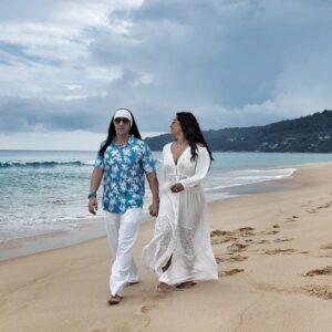 Meghna Naidu Instagram - Find a partner who gives you memories you will never ever forget !!! 

#husbandandwife 
#husbandisthebest 
#thankyouuniverse 
#karonbeachphuket 
#couplewhotravel 
#couplesgoals 
#couplelikethis 
#meghnanaidu