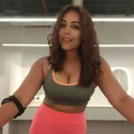 Meghna Naidu Instagram - Workout kiya ya nahi ??? #workout #workmodeon