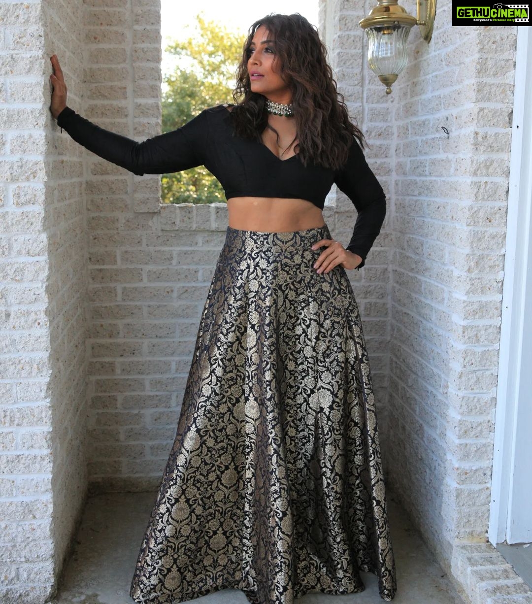 Meghna Naidu Instagram - Hello 44... Give Me More !!! On this very special BIRTHDAY I am Introducing our baby "MESH" with this outfit from our first collection !!! Need all the love and blessings š COMING SOON...š šø - @neel_jha #birthdaygirl #birthdaytoday #blessed #thankyouuniverse #firstcollection #mesh #meshstudioglobal #meshstudio