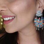 Meghna Naidu Instagram - Recently I have experienced and seen all these markets in Delhi and oh my goddddd... I mean how can one even bargain with the prices they sell such beautiful things for ??? I am amazed !!! #lajpatnagar #delhishopping #lajpatnagarmarket Lajpat Nagar
