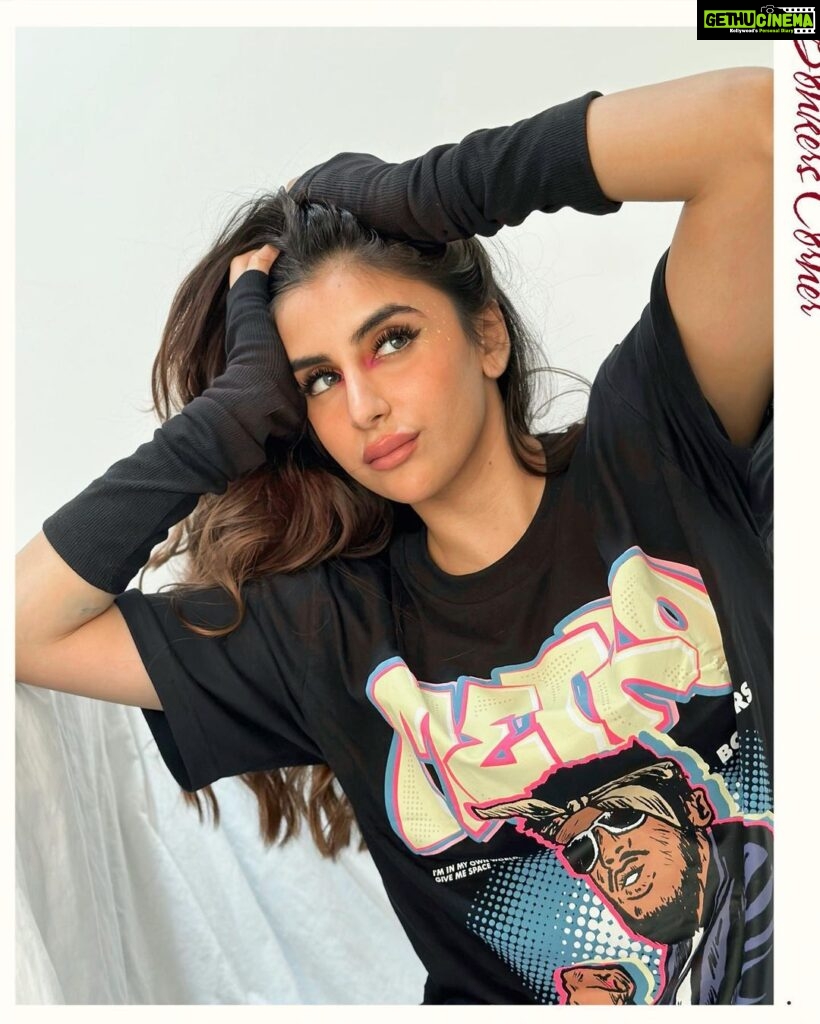 Miesha Saakshi Iyer Instagram - 🍭 T-shirt @bonkers.corner Sleeves @beeglee