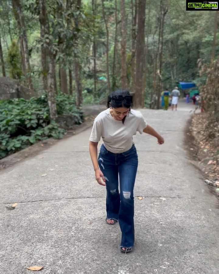 Mirnalini Ravi Instagram - Throwback to Unplanned Treks & Adventures ⛰️ Edakkal Cave