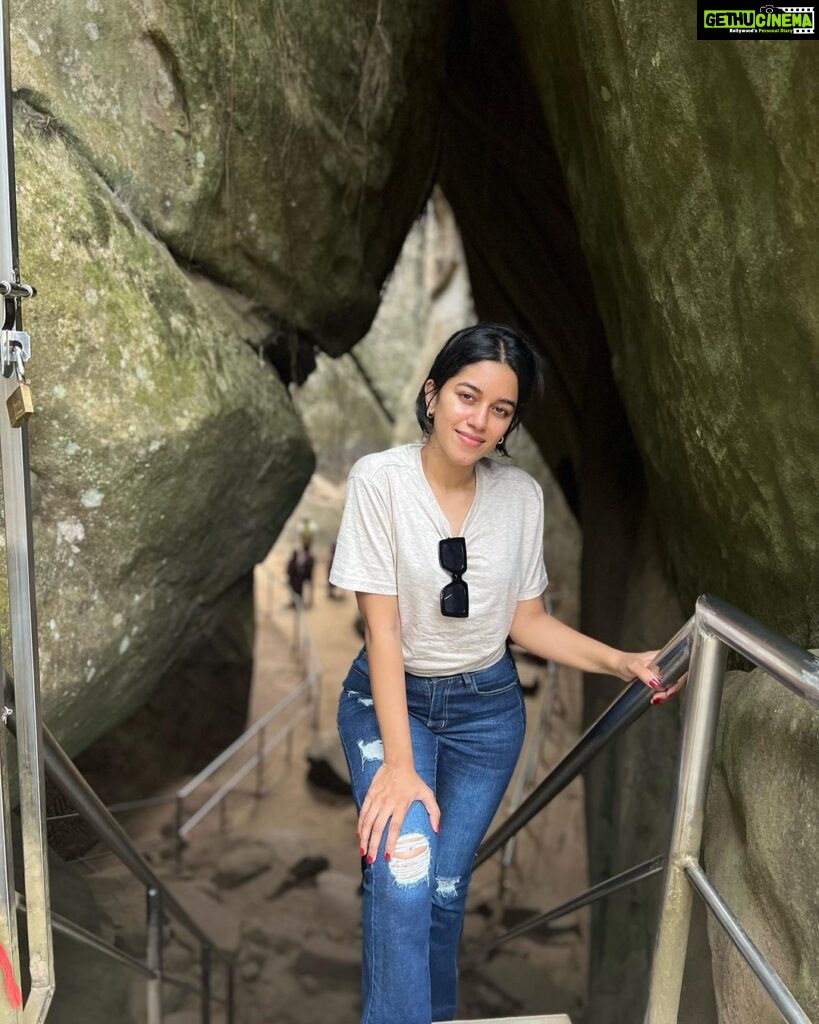 Mirnalini Ravi Instagram - Throwback to Unplanned Treks & Adventures ⛰️ Edakkal Cave
