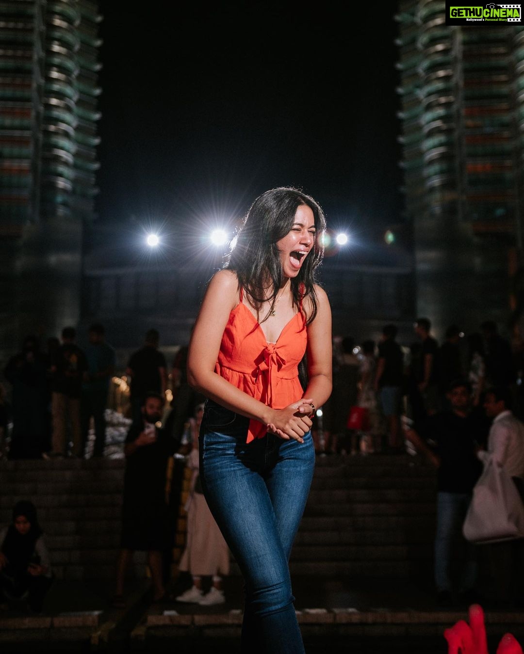 Mirnalini Ravi Instagram - Peachy keen 🩶 Twin Towers, Malaysia