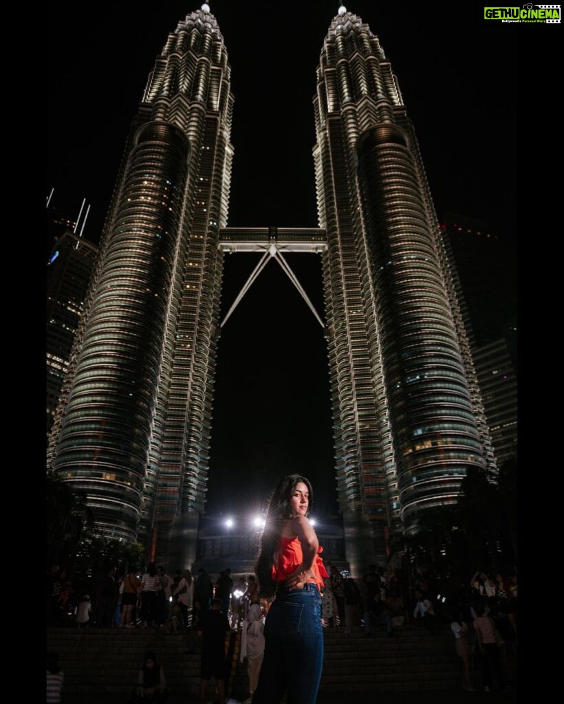 Mirnalini Ravi Instagram - Peachy keen 🩶 Twin Towers, Malaysia