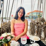 Mirnalini Ravi Instagram - To the most Romantic cruise dinner nights iv ever been to with Me & Myself 💗💁🏻‍♀️ Thank you @royalalbatross for giving me an extravagant experience & also the most delicious meal ever ! @madura_travel_service Wearing @theprlabel #theroyalalbatross #sunsetdinnercruise #breakfastcruise #dogcruise #piratesahoy #citylights #celebration #TallShipAdventure #SunsetsAreBack #sailaway #luxurydining #luxury #experience #singapore #tourism #SingaporeTourismAwards #passionmadepossible Tall Ship Royal Albatross
