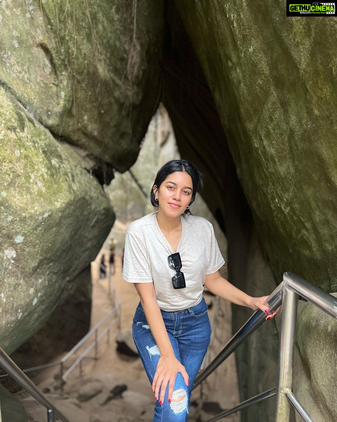 Mirnalini Ravi Instagram - Throwback to Unplanned Treks & Adventures ⛰️ Edakkal Cave
