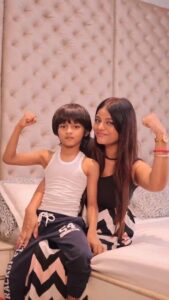 Mitali Nag Instagram - For the boyz jinke iradoon main dum hai! 💪

#lux #luxcozi #dumhai #luxcoziboys #smartchoice #comfortchoice #cozi