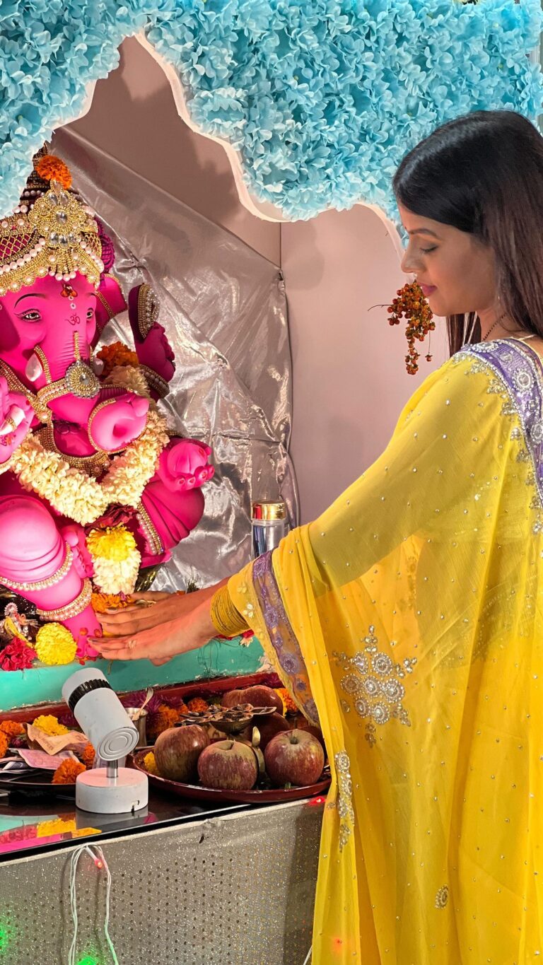 Mitali Nag Instagram - Unlike every year, this year I did not accompany my family to bring Bappa home. Instead I decided to stay back to welcome Bappa. But something unusual happened and I rushed to his place, when I got to know that our beautiful Bappa’s hands broke while carrying him. We were all heart broken. 💔 We could hear people say that Murti “Khandit” Ho Gayi. You shouldn’t take him home. But we decided to get his hands fixed back on him and get “OUR” Bappa home. After all, he was the one we chose to bring home in the first place, remember…? But little did we know that Bappa had other plans this time. The fixing material for our Bappa wasn’t available with the artist and he only had one Murti left with him, of a Bappa who was originally gonna go to someone else’s home but they had to drop this year’s celebration due to some incident in their family!!! So this year our “Bappa” chose himself to bless our home… And we only noticed this unique feature in him after we did his evening Arti…!!! Have you even seen a Bappa who has hole in his ears like ours…? ♥️🧿♥️ . . . #mitaalinag #ganpati #trendingaudio #333 Mumbai - मुंबई