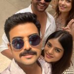 Mitali Nag Instagram - Kabhi aapka bhi kata hai Kya aise… card se balance…? 🤣🤣🤣 . . . Ib @m.kublashvili Friends, funny reels, trending audio, Mumbai, Maharashtra