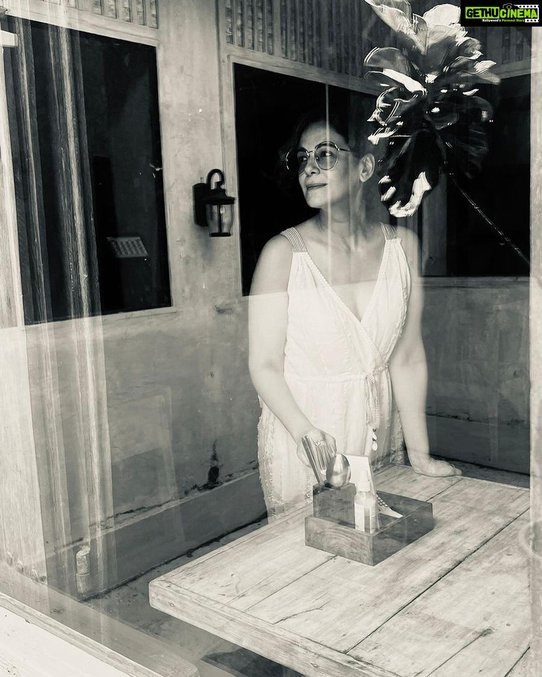 Mona Singh Instagram - #weekendmood #weekendvibes #instagood pic courtesy @srg3075 ❤️ #hismuse💗