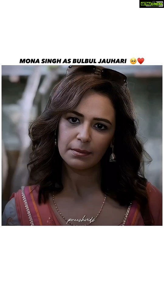 Mona Singh Instagram - Bulbul is the show stealer in all means! ⭐ My comfort character 🥺✨ - Wonderfully portrayed by talented @monajsingh 👏🏻❤️ #MonaSingh #BulbulJauhari #MadeInHeavenOnPrime