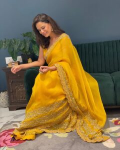 Mona Singh Instagram - #yellow #feelinggood #instagood #instagram