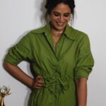 Mona Singh Instagram - Feeling great in green💚 Styled by : @smriti.schauhan Outfit : @_huemn Makeup : @khyati_malhotra_makeup Hair : @pujashrijain Choker stacks and rings : @inezeofficial Stone pendant necklace & earrings : @vasundharajewelry Styling asst : @pavitrachopra #MadeInHeaven #bulbuljohri