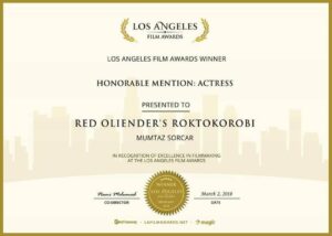 Mumtaz Sorcar Instagram - After a whole day of shoot i finally got some time to share this news with you all.... Feels great to receive such an award...specially for a film that is so special to me.
Thank you Amitava Bhattacharya for believing in me and taking the best out of me... Thank you Naiyer Ghufran for always capturing the best of me.... Thank you Amit da and team for editing and finishing the film so well.... Thank you nileshda and team for taking care of every need of mine... Thank you Debojyoti Mishra for creating magic once again...
Thank you to all my co-stars who were such amazing support....
Last but not the least...thank you Rituparna Thakur  and Ashis Ghosh for everything... I'm really lucky to have you ppl in my life... This is for us team Raktokarobi!!