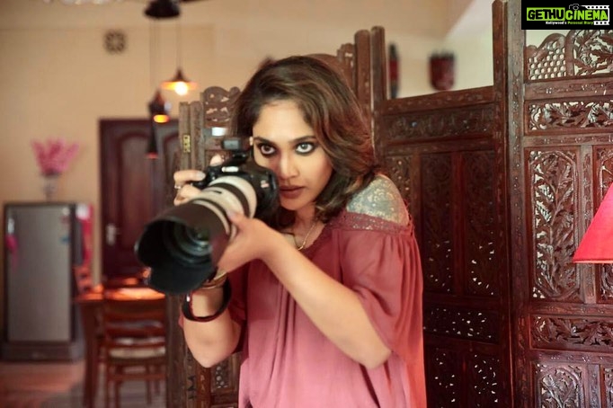 Mumtaz Sorcar Instagram - Introducing ‘Annie’ from “TASVEER “ a @muktiprime original…. More information coming soon…. 😉 @muktiprime @its_amitavaa #anirbanbasuroy @gopi_bhagat05 @ishathakkar1