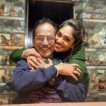 Mumtaz Sorcar Instagram - Wishing everyone a very happy, joyous and magical New Year! ❤️💫 . . Eyes full of dreams and hearts filled with hope, we bid the last year goodbye and welcomed 2022 with wide arms apart! 🥂 Enjoyed a quiet and peaceful dinner at home with family and friends. (After shooting for half the day I cannot imagine that I actually managed to cook dinner: herbed roast chicken, mushroom risotto and berry pudding…🥘 that too on time! 😋..I keep surprising myself 😄)