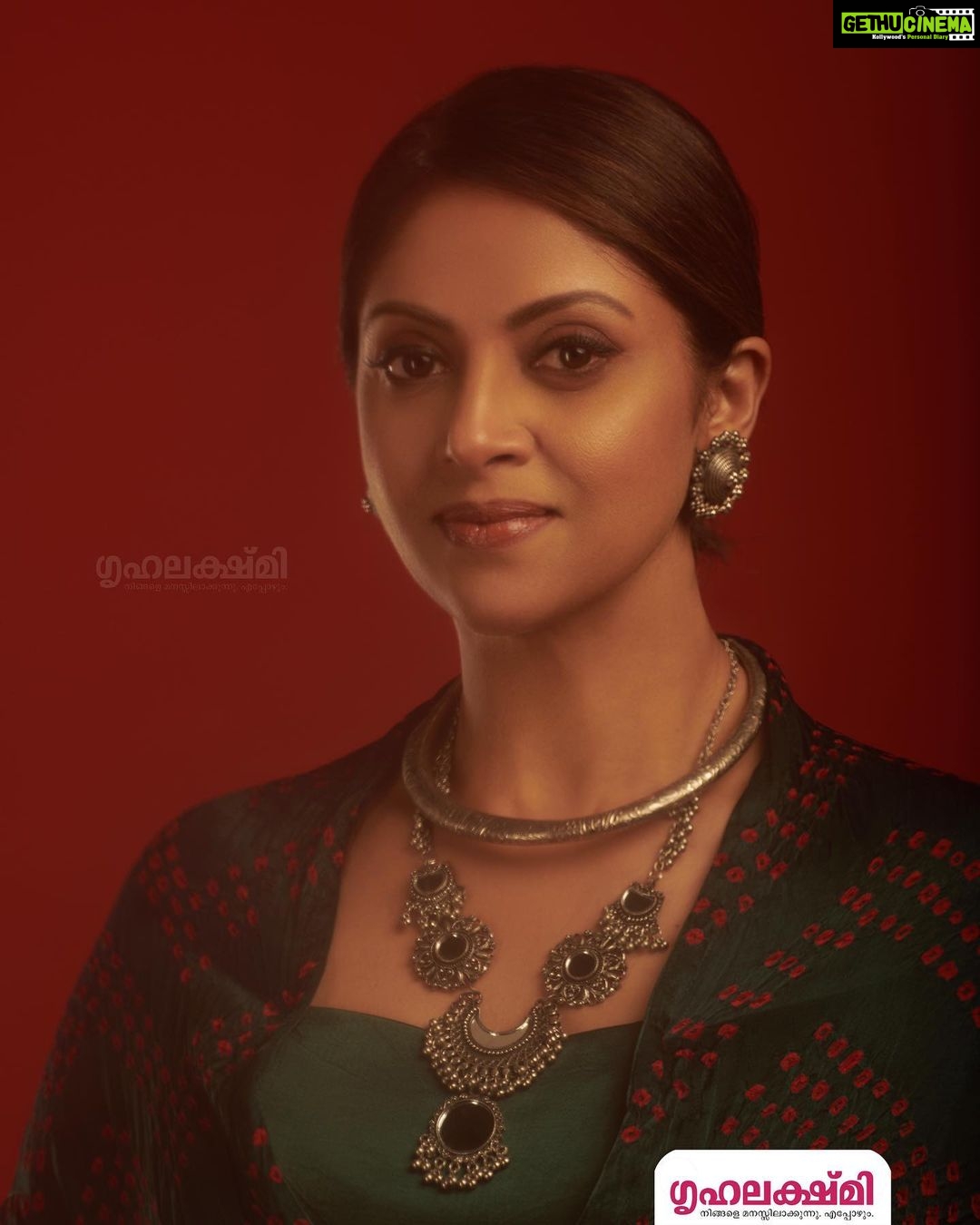 Nadhiya Instagram - Enjoyed my recent fun and cheerful photo shoot with Grihalakshmi 🧡- put together by a very talented team✨- magazine is out on the stands right now😊 Photography - @plan.b.actions Styling - @arjun_vasudevs HMUA - @femy_antony__ Styling team - @_anaaaaan_ Editorial - @grihalakshmi_ Interview by @rekha.nambiartm Wardrobe - Lime green Jumpsuit: @houseofambaram Floral White Kaftan: @roukabysreejithjeevan Bottle Green bandhini Attire: @byhand.in #photoshoot #magazine #style #fashion