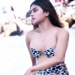 Naira Shah Instagram – Meet Me Where The Sky Touches The Sea🌊

#lovingthetan🥰
#NairaShah #Actress #Model #BeachWaves #MermaidVibes #Sunkissed #BeachLife #NoFilterNeeded Prince’s Islands