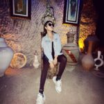 Naira Shah Instagram - Posing all the way 🫶🏻 Capadocia