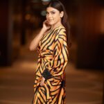 Naira Shah Instagram – Tigress🐯

@siimawards 
2k23

Pic credits @anoop.devaraj 
Outfit  @sunnypariani7 
  @house_of_zen_official 
 Mua.  @amnaasif_makeupartist 
  @sonam_makeupartist21 Dubai, United Arab Emirates