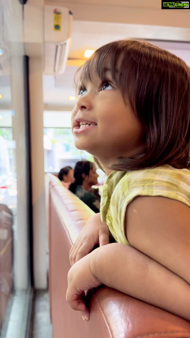 Nakul Instagram - I try to not take calls as much as possible when we are out with the babies but that day I just had to take that call. But #myakira couldn’t wait till I came back and I absolutely LOVE it when she calls me by my name !!! 🥹 #khulbeetails #khulbaebee #mydaughterismyworld ⚠️I donot authorize anyone to download the video and post it on their page.