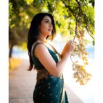 Nandini Rai Instagram - A saree makes me feel so graceful yet so powerful. #power #women #life #tbt #ootd #beauty #fit Captured by : @downtocapture !