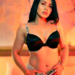 Nandini Rai Instagram - Wake up, work out, and look hot. #nandinirai !