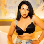 Nandini Rai Instagram - Feelin’ myself.” 😇 #nandinirai