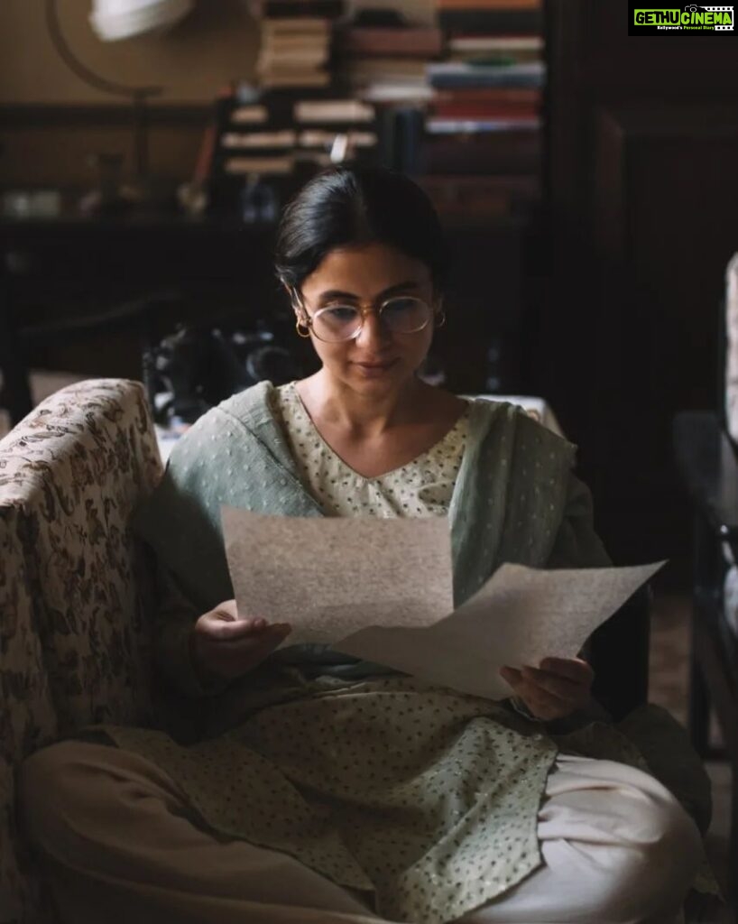 Nandita Das Instagram - Five years ago, on this day, Manto was released. Have you seen it? If you haven't, will you watch it on Netflix or JioCinema? While it is set in the 40s, it is also a story of our times. The film chronicles the most tumultuous four years of the life of the Urdu writer Saadat Hasan Manto (1945-49). His own story is seamlessly interspersed with some of the stories written by him. I found them inseparable. The film is a homage to all the Mantos of the World, for their courage of conviction. Grateful to all those who were part of that memorable journey. Sadly don’t have more images handy. But each one of you, and more, made this film possible. @nawazuddin._siddiqui @rasikadugal @tahirrajbhasin @gurdasmaanjeeyo @jaduakhtar @pareshrawalofficial #rishikapoor @swanandkirkire @tillotamashome @divyadutta25 @itsvijayvarma @shashank.arora @rajshri_deshpande @neerajkabi @ranvirshorey @purab_kohli @dan.husain @llaarun @iamroysanyal @inaamulhaq_official @hp @mantagoyal @viacom18studios
