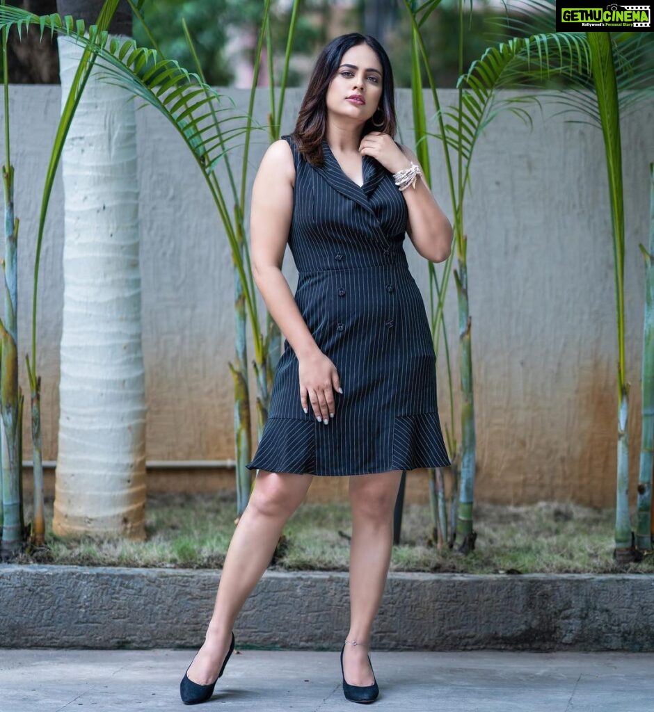 Nandita Swetha Instagram - Hello Monday Run successfully as my Movie #Hidimba 😜 . 📸📸📸📸 @lavsar_photography Asst @thiru_kshtriyas Makeup @vitta_makeovers Hair @praneetha_beautymakeover Outfit - @veromodaindia