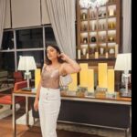 Nandita Swetha Instagram - Just few pictures only posted🤪🤪🤪 Shot by my darling @reshmakunhi Outfit details Top - from my 'closet' Pant -@kazo Heels - @zara Watch- @rado Bag - @michaelkors #datenight #dinner #birthday #bangalore