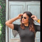 Nandita Swetha Instagram - 'I decide my Vibe' Outfit @zara Sunglasses @ferragamo Bag @forevernew_india #brunch #outfitinspiration #weekend #party The Big Barn