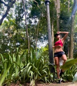 Nathalia Kaur Instagram - 🍃🍁