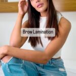 Nathalia Kaur Instagram - Sobrancelhas mais encorpadas e olhar em destaque? O efeito que você desejar para as seus fios naturais penteando conforme sua preferência. Apaixone-se pelo Brow Lamination 💜 #SpaItaimBibi #Browlamination #itaimbibi Itaim Bibi