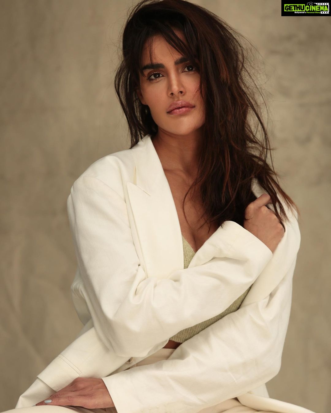 Nathalia Kaur Instagram - @pupindeleu @cortinovec São Paulo, Brazil