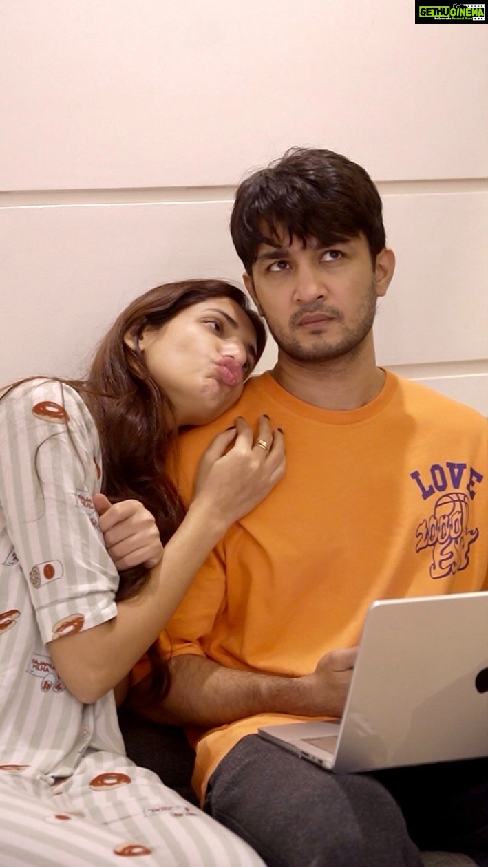 Nattasha Singh - 271.5K Likes - Bas yahan main phir se pighal gaya π‘ @natashasingh007 #nasha #funnyskit