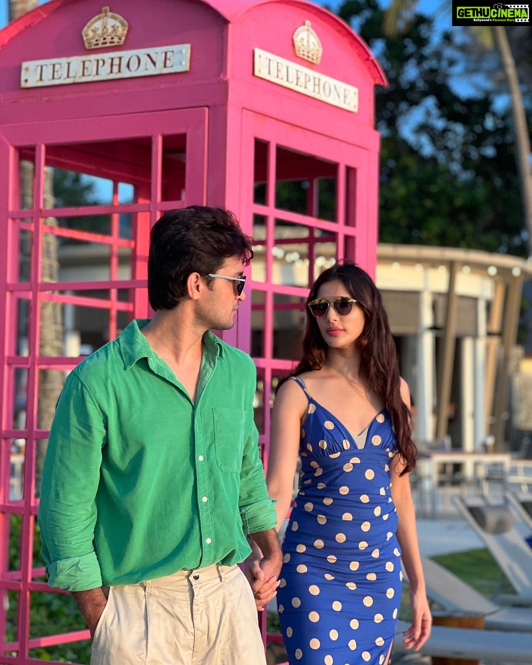 Nattasha Singh Instagram - 🏝 #travelcouple @saii.lagunaphuket SAii Laguna Phuket