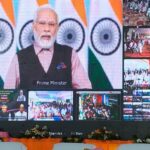 Navaneet Kaur Instagram - आज अमरावतीकर मोदींजीना ऑनलाईन भेटले,लवकरच मोदींजीना अमरावतीला आणून बडनेरा व्यागन कारखाना,चिखलदरा स्काय वॉक व बेलोरा विमानतलाचे लोकार्पण करणार अथक प्रयत्नांनी अमरावती_बडनेरा वासियांना अनुभवता आले अदभुत अविस्मरणीय ऐतिहासिक क्षण,देशाचे यशस्वी पंतप्रधान श्री नरेंद्रजी मोदी यांच्या शुभहस्ते अमृत भारत योजनेअंतर्गत बडनेरा रेल्वे स्थानक पुनर्विकास भूमिपूजन व्हिडीओ कॉन्फरन्सिंग पद्धतीने भूमिपूजन संपन्न