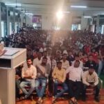 Navaneet Kaur Instagram - युवा स्वाभिमान पार्टीच्या वतीने चांदूर बाजार तालुक्यातील 10वी /12वी स्पर्धा परीक्षा च्या 2728 गुणवंत विद्यार्थ्यांचा सत्कार संपन्न, गुणवंत विद्यार्थी,पालक व गुरूजणांना स्मृतिचिन्ह,सन्मानपत्र प्रदान करून गौरविण्यात आले,संपूर्ण अमरावती जिल्ह्यातील 400 गुणवंत विद्यार्थ्यांना स्वखर्चाने देशाची राजधानी दिल्ली नेवून नवीन संसद भवन(सेंट्रल विस्टा),राष्ट्रपती भवन व इतर ऐतिहासिक स्थळे दाखवणार चांदूर बाजार येथील गो.सी.टोम्पे महाविद्यालयातील सभागृहात या भव्य दिव्य कार्यक्रमाचे आयोजन करण्यात आले.यावेळी मंचावर तहसीलदार गीतांजली घा,श्री हरकुट काका,पानसे काका,भास्करदादा टोम्पे,ठाणेदार श्री बोंडे साहेब,पोलिस उपनिरीक्षक श्रीमती राऊत मॅडम,विजयभाउ टोम्पे,युवा स्वाभिमान जिल्हाध्यक्ष जितु दुधाने,भाजपा तालुकाध्यक्ष मुरलीधर माकोडे,माजी जीप सदस्य प्रवीण तायडे,माजी नगरसेवक गोपाल तिरमारे,नंदकुमार बंड,मंदाताई पावडे,मनीष नांगलिया,अतुल रघुवंशी,प्राचार्य रामटेके सर, टीक्कुभाऊ अहिर,युवा स्वाभिमान तालुकाध्यक्ष पवन बैस,श्री चरपे काका आदी उपस्थित होते