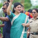 Navaneet Kaur Instagram - Dahi Handi Amravati 2023 #ysp #dahihandi #Krishna #jaishreeram #2023 #amravati